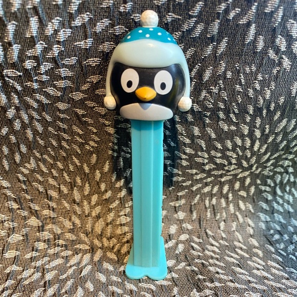 Pez Other - PEZ Blue Penguin Dispenser